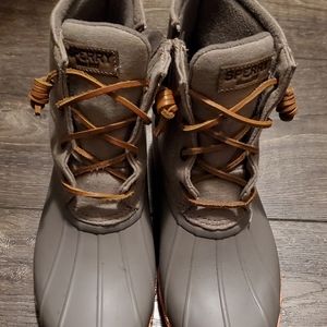 Sperry duck boots women's size 7.5
